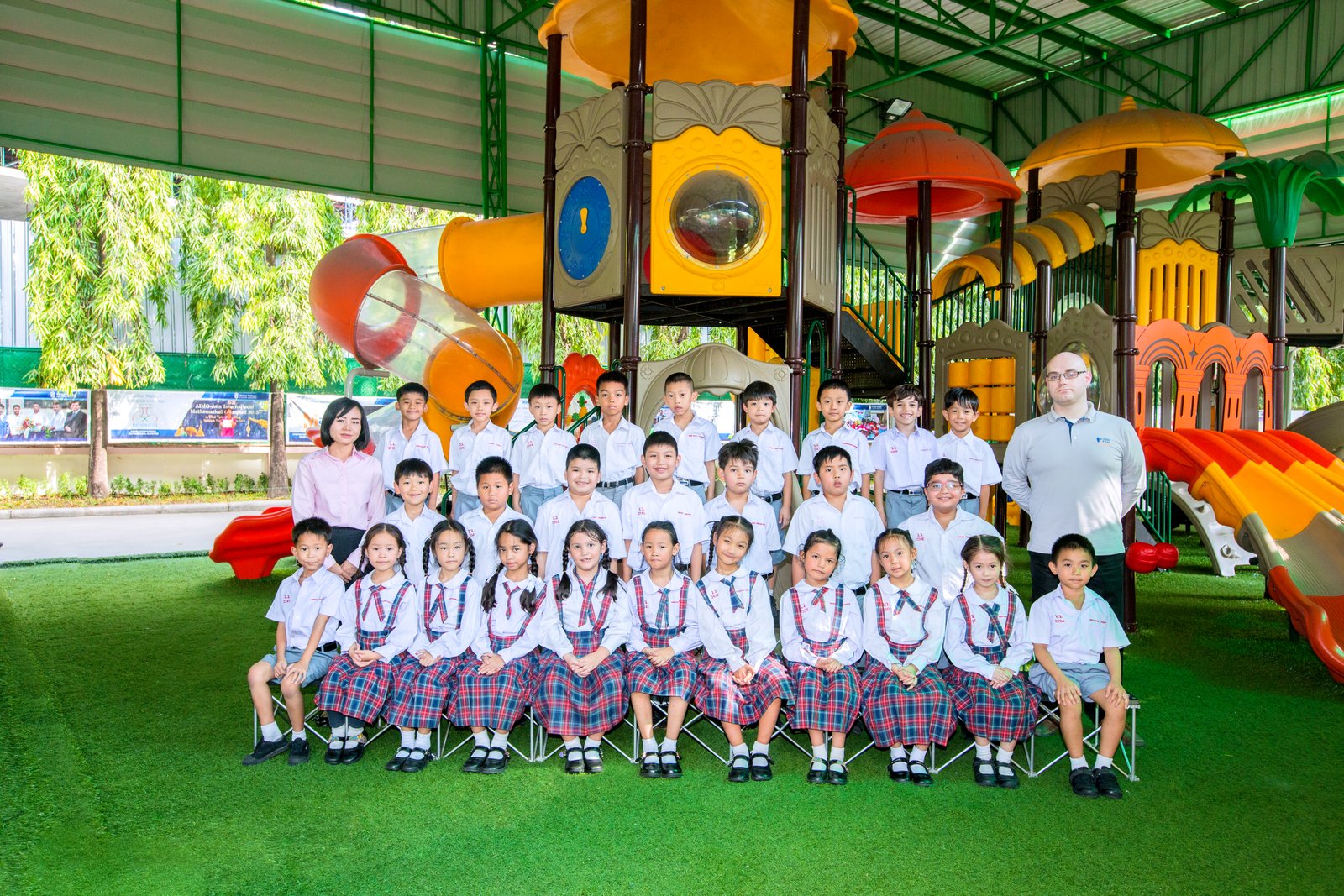 School Staff — Wichai Wittaya