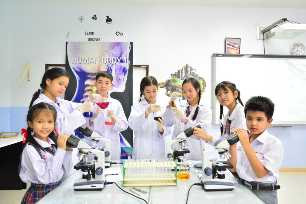 Students — Wichai Wittaya