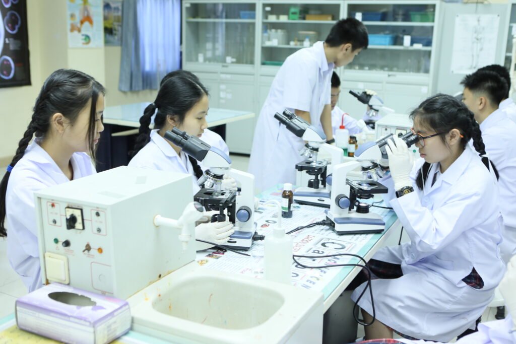 Students — Wichai Wittaya