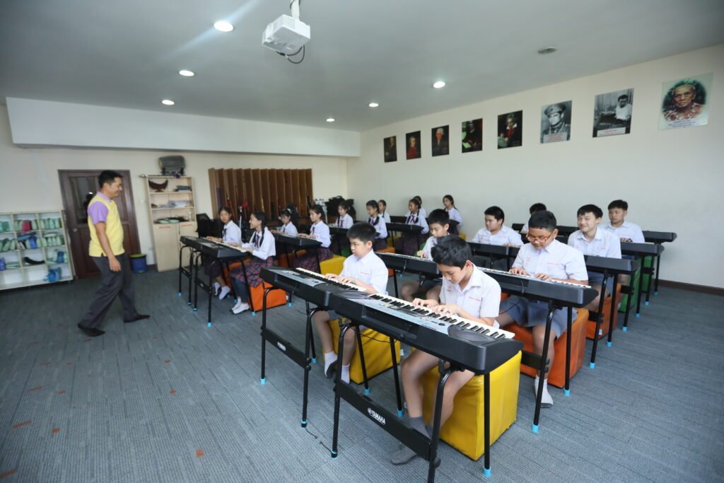 Wichai Wittaya secondary students developing musical skills